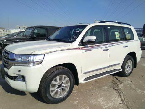 丰田进口中东18款兰德酷路泽4000向世人证明了巡洋舰家族的实力