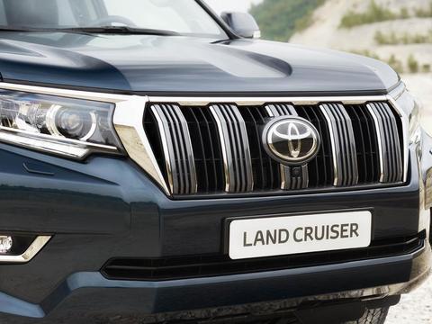 丰田全新普拉多在日本卖20万, 国产46.48万起, 网友: 买不起!