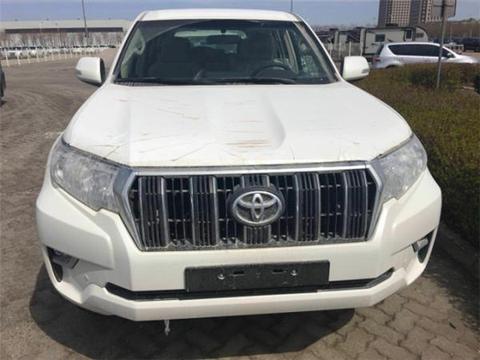 18款中东版霸道4000 一辆永远不会给你带来麻烦的汽车