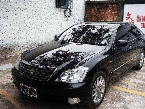 跌了22万，曾经媲美5系宝马的中级车, 如今销量不敌帕萨特