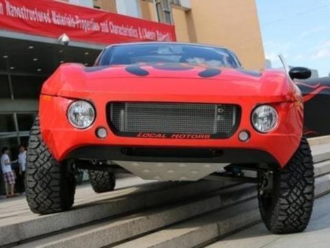 跑车与越野车的结合体，158万起售，钥匙还不如国产上档次！