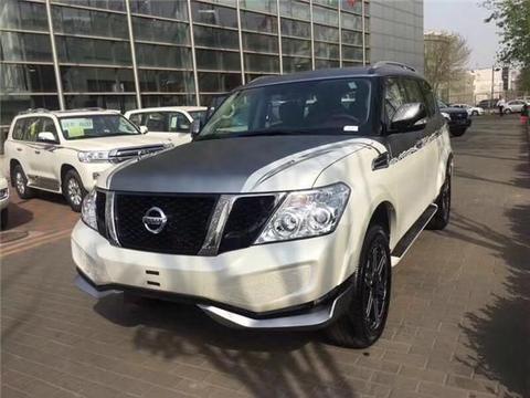 途乐升级改装神车也 体会路虎皇家一号的待遇