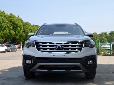 起亚全新SUV，外观大气，才12万，比汉兰达要好！