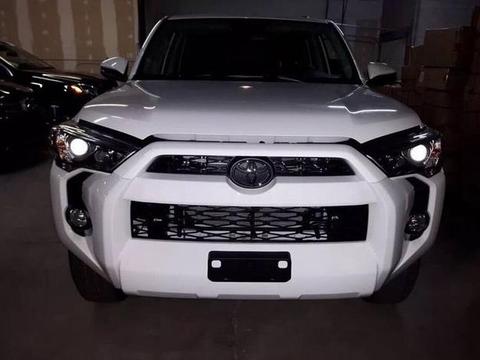 这款丰田硬派越野，配4.0L V6+全时四驱，中央限滑差速器30万起