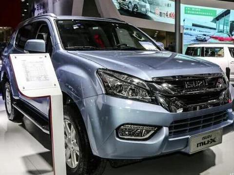 普拉多再遇劲敌！新车霸气不输陆巡，配3.0T带四驱，不足18万起