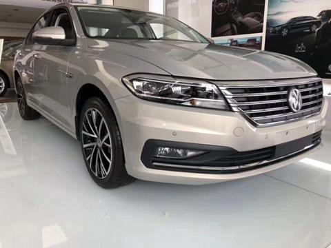 不给轩逸卡罗拉确认眼神，别说我像我家谁！新朗逸，玩大了！