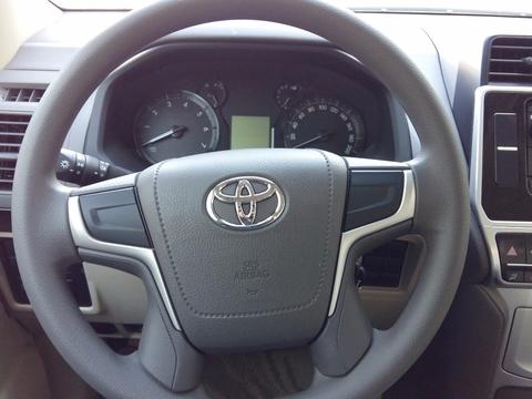 2018款中东版霸道2700后挂丐版