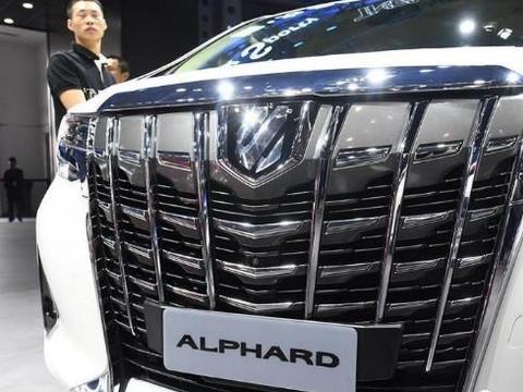 被誉为MPV界的扛把子，新车颜值甩贵士一条街，或供不应求