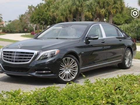 衣锦还乡时，奔驰迈巴赫S级和路虎揽胜你会选择哪一款？