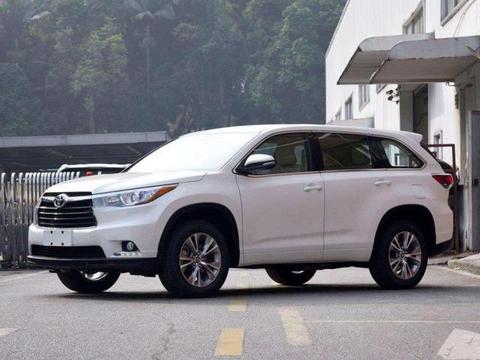 离我们距离最近的大排量车型，别再错过你的V6情怀