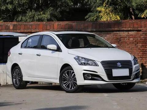 铃木又一款新车，配置比雨燕高，百公里油耗仅需5.4L