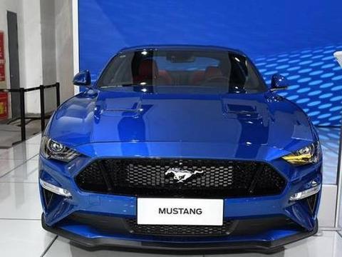 5.0L V8发动机+10AT变速箱+狂野肌肉身躯，这款拉风超跑仅38万起