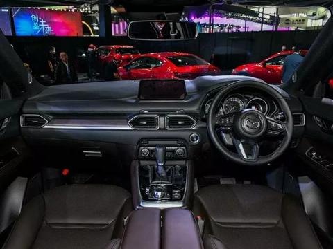 月销轻松过万，赶超中型SUV市场老将汉兰达