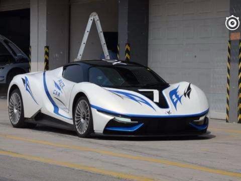 北汽全新电动超跑，比法拉利更漂亮，2.9秒的百公里加速