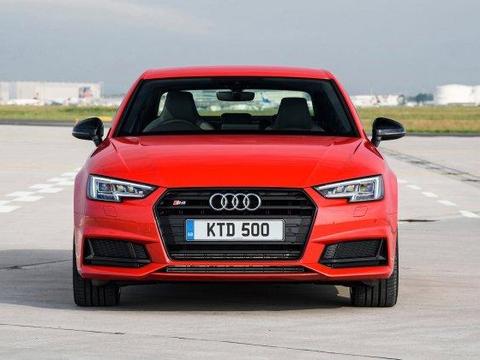 奥迪S4三厢版正式上市，搭建全新动力系统，百里加速仅4.7秒