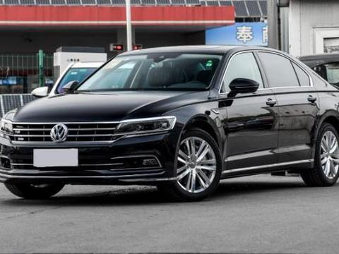 比皇冠还惨的豪华车！一路从48万跌到29万，性能远超迈腾却卖不动