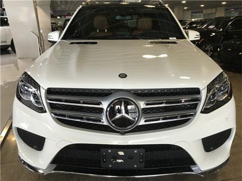 18款美规奔驰GLS450全景天窗推至巅峰全额优惠中