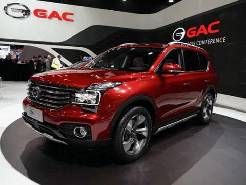 全新的GS7也凭借着本身强大的产品力，再一次上了头条