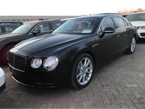 18款宾利飞驰V8S了解下，顶级奢华豪车配置参数，你动心了吗