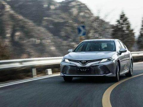 颜值、动力逆天！第八代凯美瑞首季度成交3.2万台，你怎么看