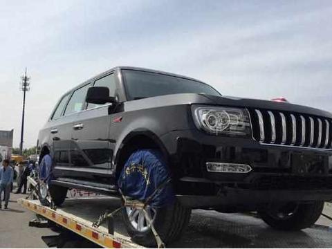 老板买下国产最美SUV，运回来众人夸奖!