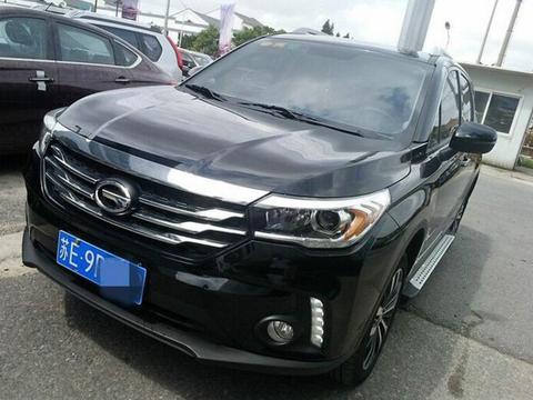 广汽传祺GS4油门当刹车撞大众朗逸，两款车的质量一目了然