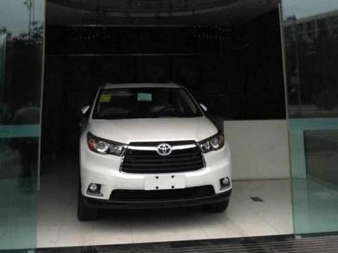 新手跨年提车汉兰达：10月预定2月提车，店里还算良心