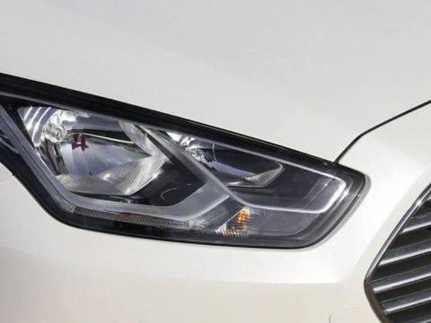 它上个月卖出18718台还降3.4万！配6安全气囊 自动挡仅7.3万起