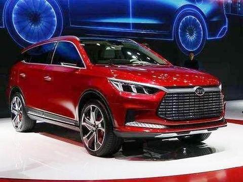 这车号称是颜值最高的国产SUV！全景天窗+混动系统，预计15万起