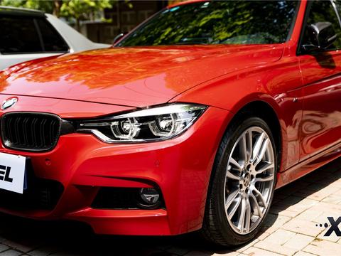 宝马三系墨尔本红更加鲜艳，贴XPEL隐形车衣