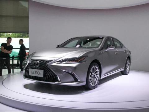 雷克萨斯全新ES公布预售价，真是高配版凯美瑞？