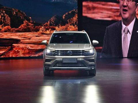 终于要上市了，廉价版“途昂”比Q5显档次，仅13万，谁还买丰田