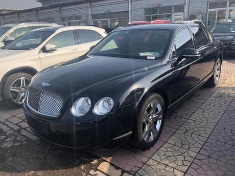 花138万买辆3.5万公里的宾利飞驰，车主说出了不买奔驰S级的原因