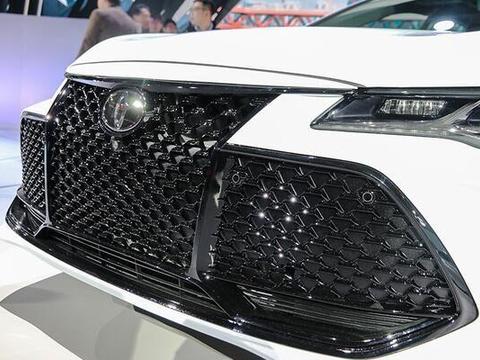 丰田全新B级车不输宝马雷克萨斯！17万起还买什么马6，雅阁？