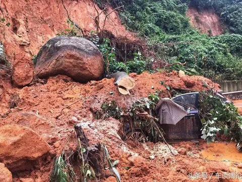 刚提辆领克01就遇塌方遭掩埋！车主安然无恙：质量真良心！