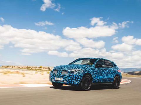奔驰纯电动SUV车型EQC于9月发布 成新能源汽车劲敌