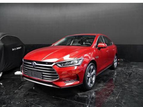 BYD新款轿跑配1.5T混合动力，百公里油耗才1升！车友：很期待！