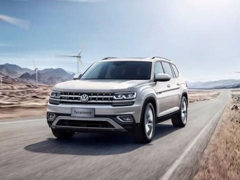 朋友建议买汉兰达，车主却花45万提了辆大众途昂，你们觉得值吗