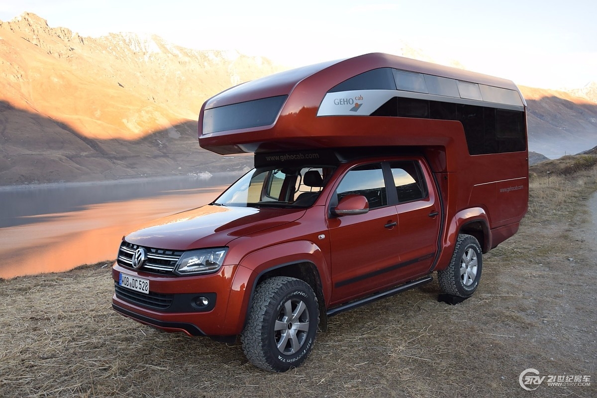 房车也玩碳纤维?这款大众皮卡房车真不错