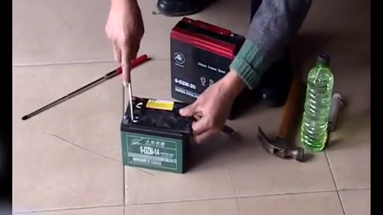 精彩，修复电动车电池的专业维修技术让你不在花冤枉钱