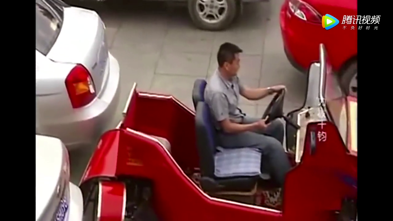 民间发明90度横向电动车，全球首创360度自由旋转