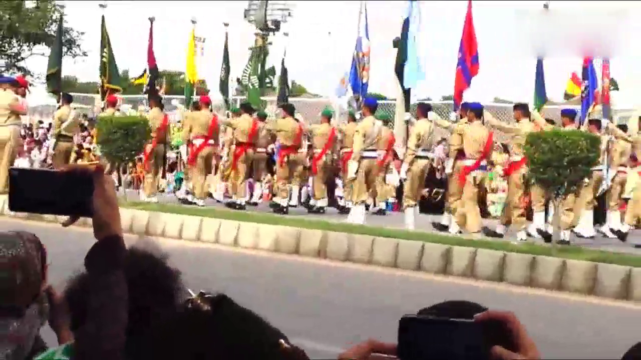 巴基斯坦2017年阅兵完整版中国仪仗队首次亮