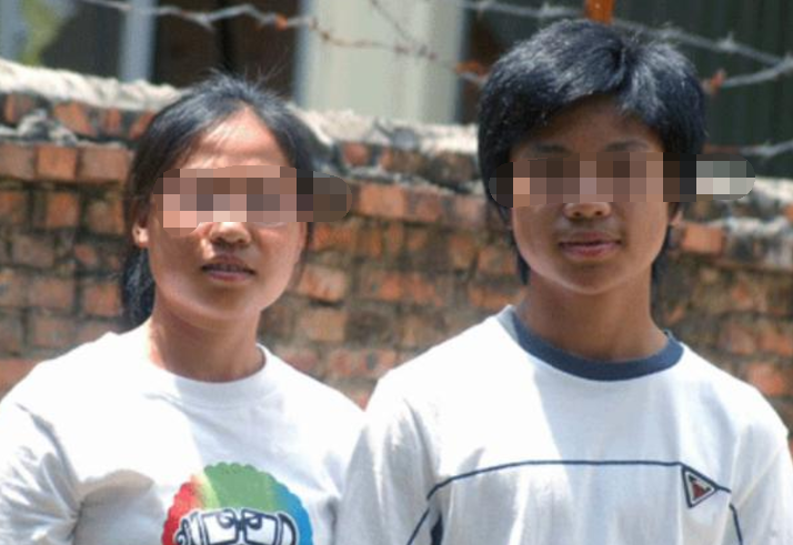 父子开饺子馆,平时生意不大好,女儿不经意举动