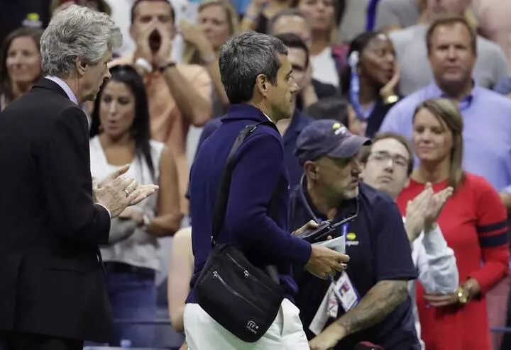 风波之后主裁拉莫斯首发声:我现在一切都好!