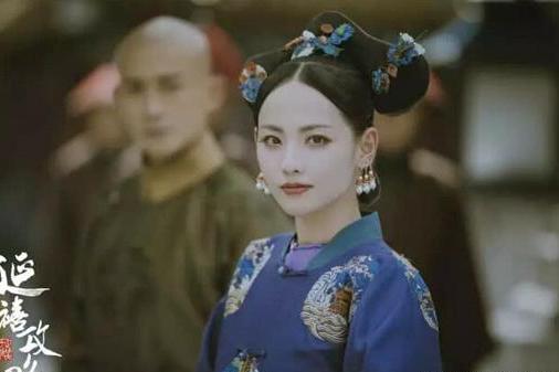 张嘉倪二胎生子,微博的配文一+一=四,网友:还是