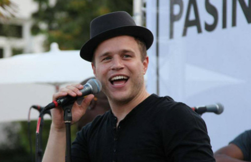 抖音最火四首歌,第一首被翻唱后收费,最后一首