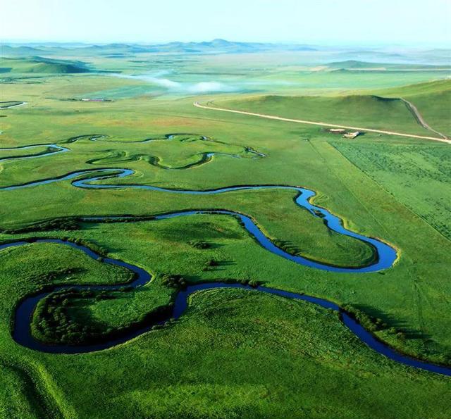 今夏亲子自驾游乌拉盖草原，探秘《狼图腾》，寻找新的狼王