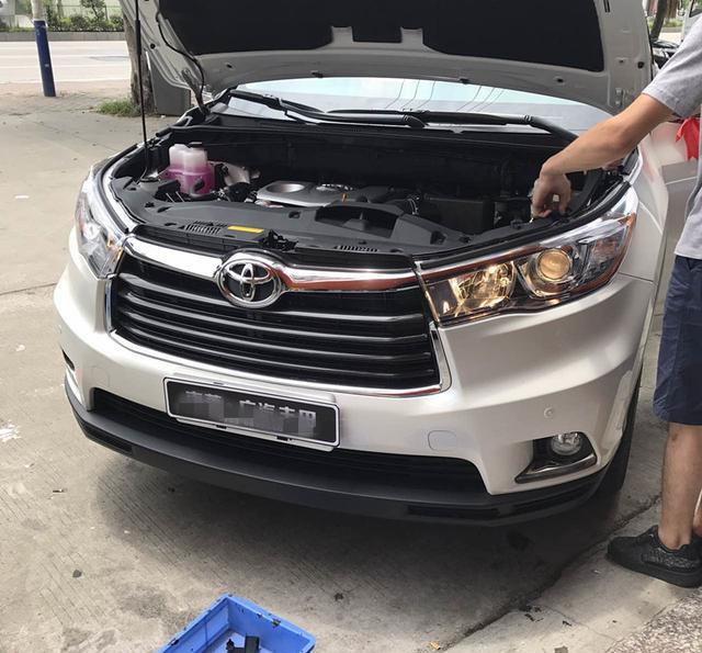 三台新汉兰达霸气改装大灯，广州地区专业改灯店，电动尾门改装