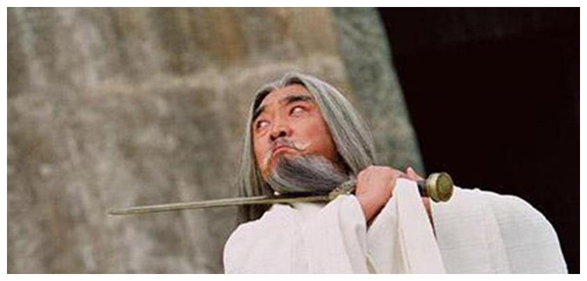 功臣被下令处死,死前痛下毒誓:死后眼珠挂城门上,看着