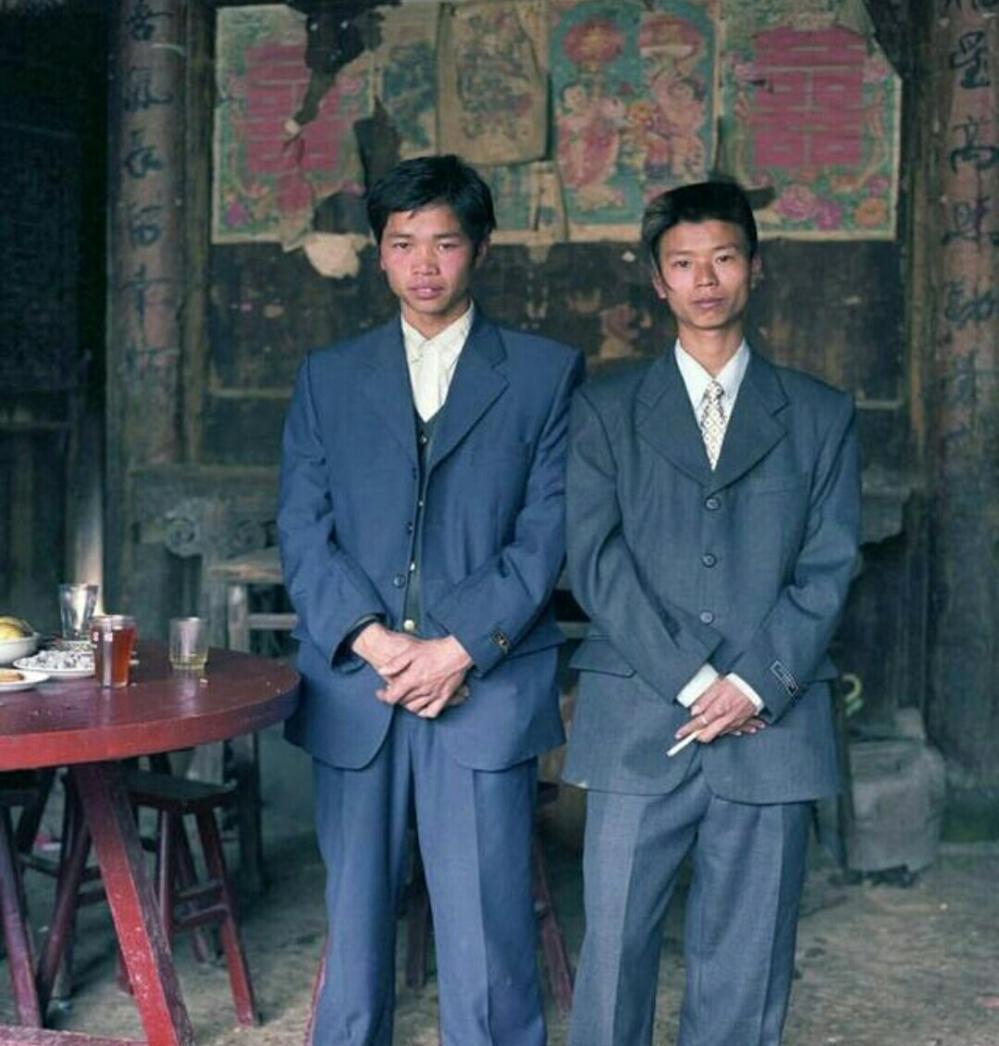 这一届90后是如何活得好好的...